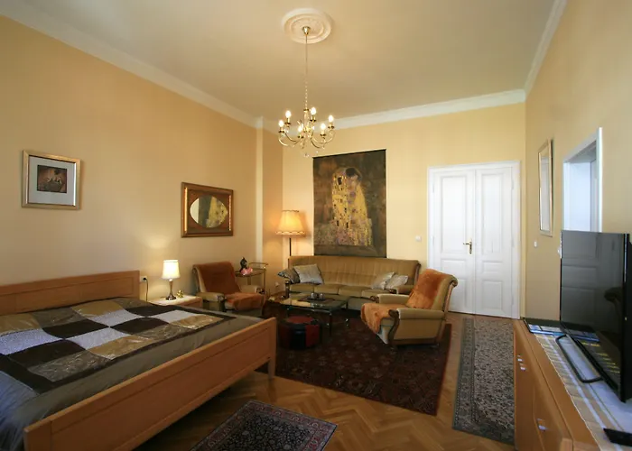 No. 20 Jaltska 3 * Karlovy Vary