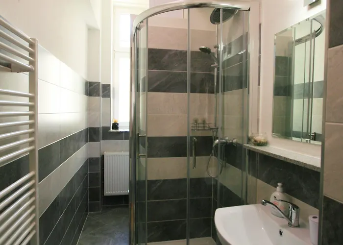 No. 20 Jaltska 3 * Karlovy Vary