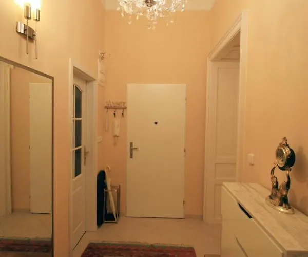 Apartament No. 20 Jaltska 3